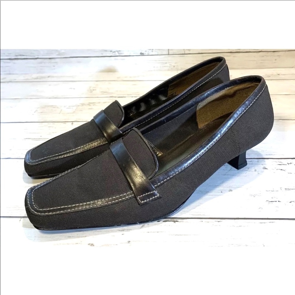 Stuart Weitzman Brown Canvas Pumps Shoes Sz 7.5 M